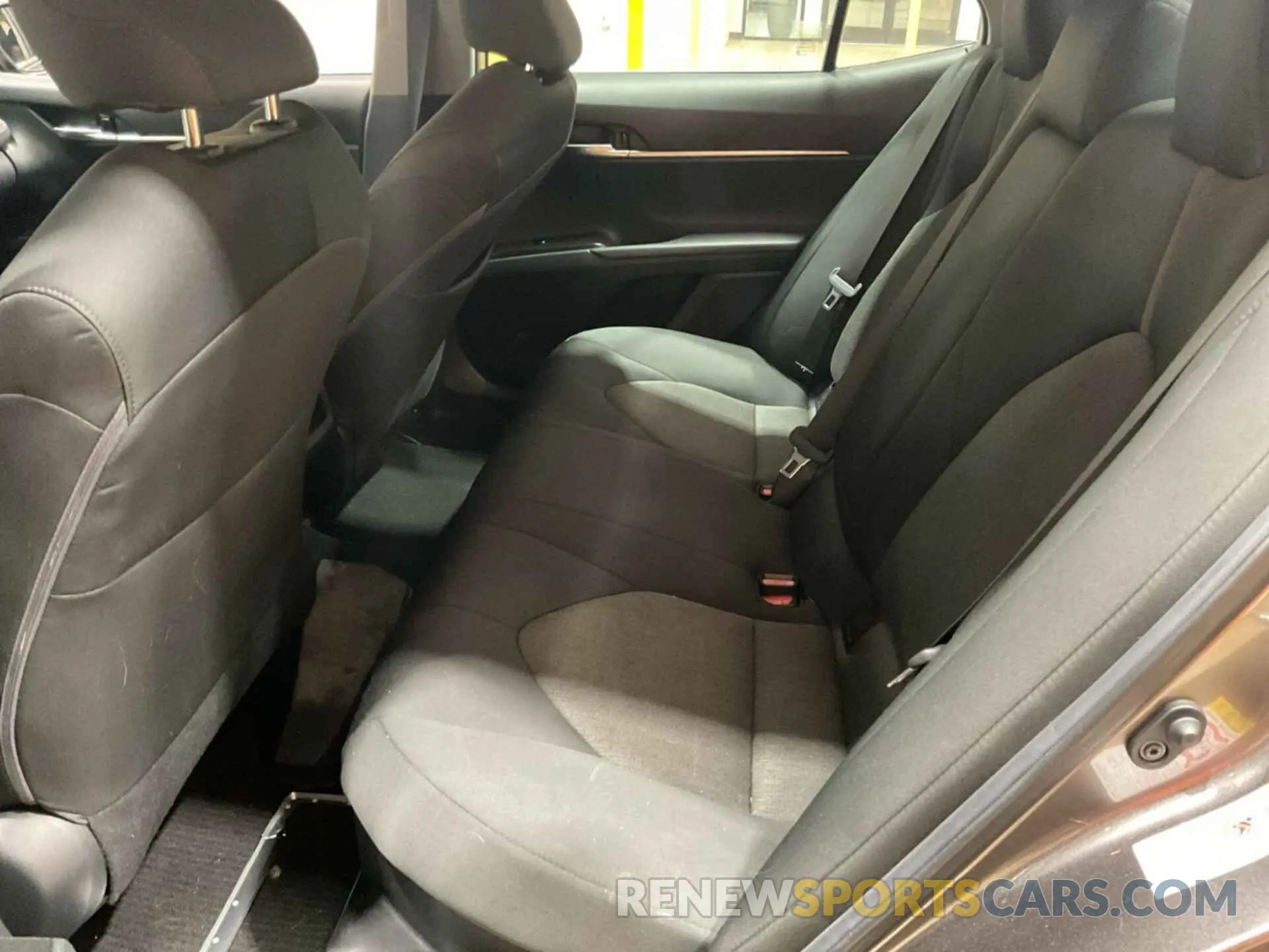 10 fotografías del automóvil dañado 4T1B31HK7KU511742 TOYOTA CAMRY 2019