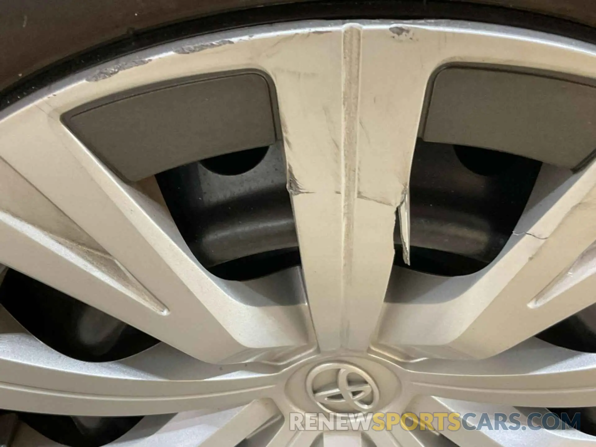 20 fotografías del automóvil dañado 4T1B31HK7KU511742 TOYOTA CAMRY 2019