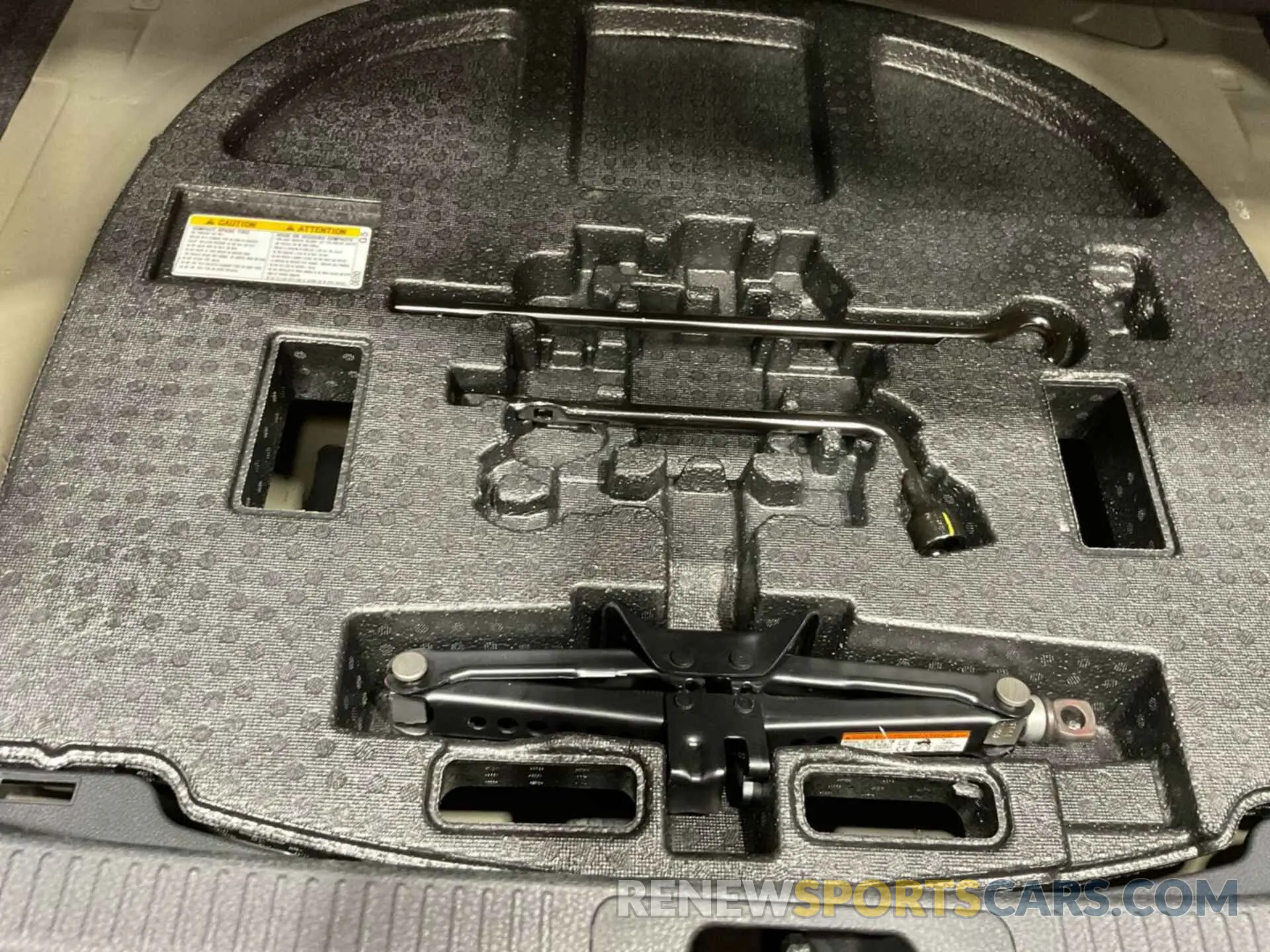 25 fotografías del automóvil dañado 4T1B31HK7KU511742 TOYOTA CAMRY 2019
