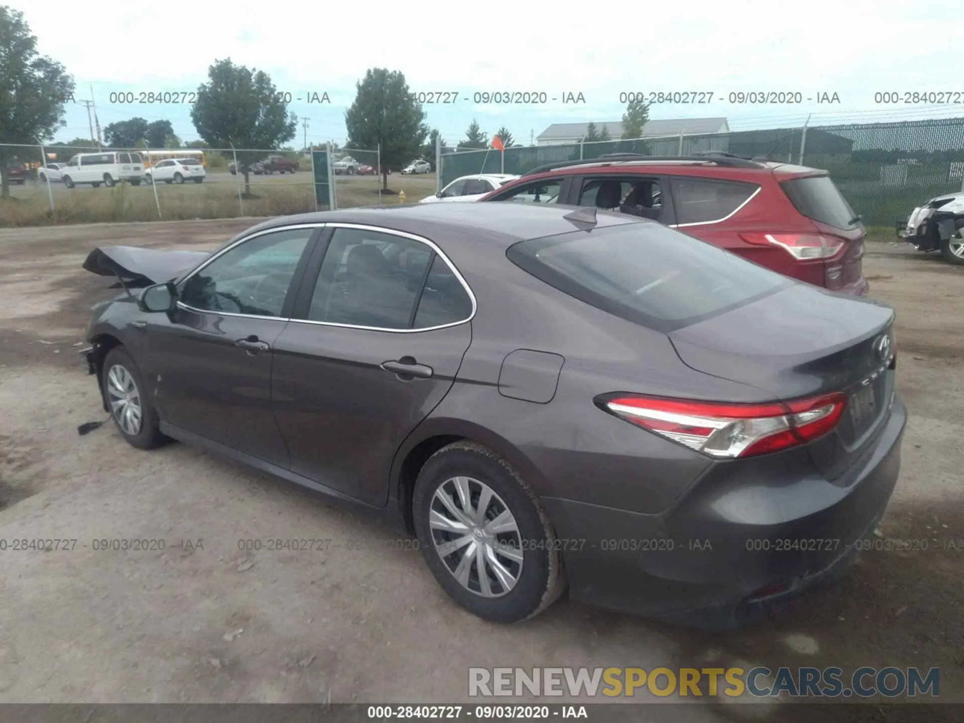 3 fotografías del automóvil dañado 4T1B31HK8KU007779 TOYOTA CAMRY 2019