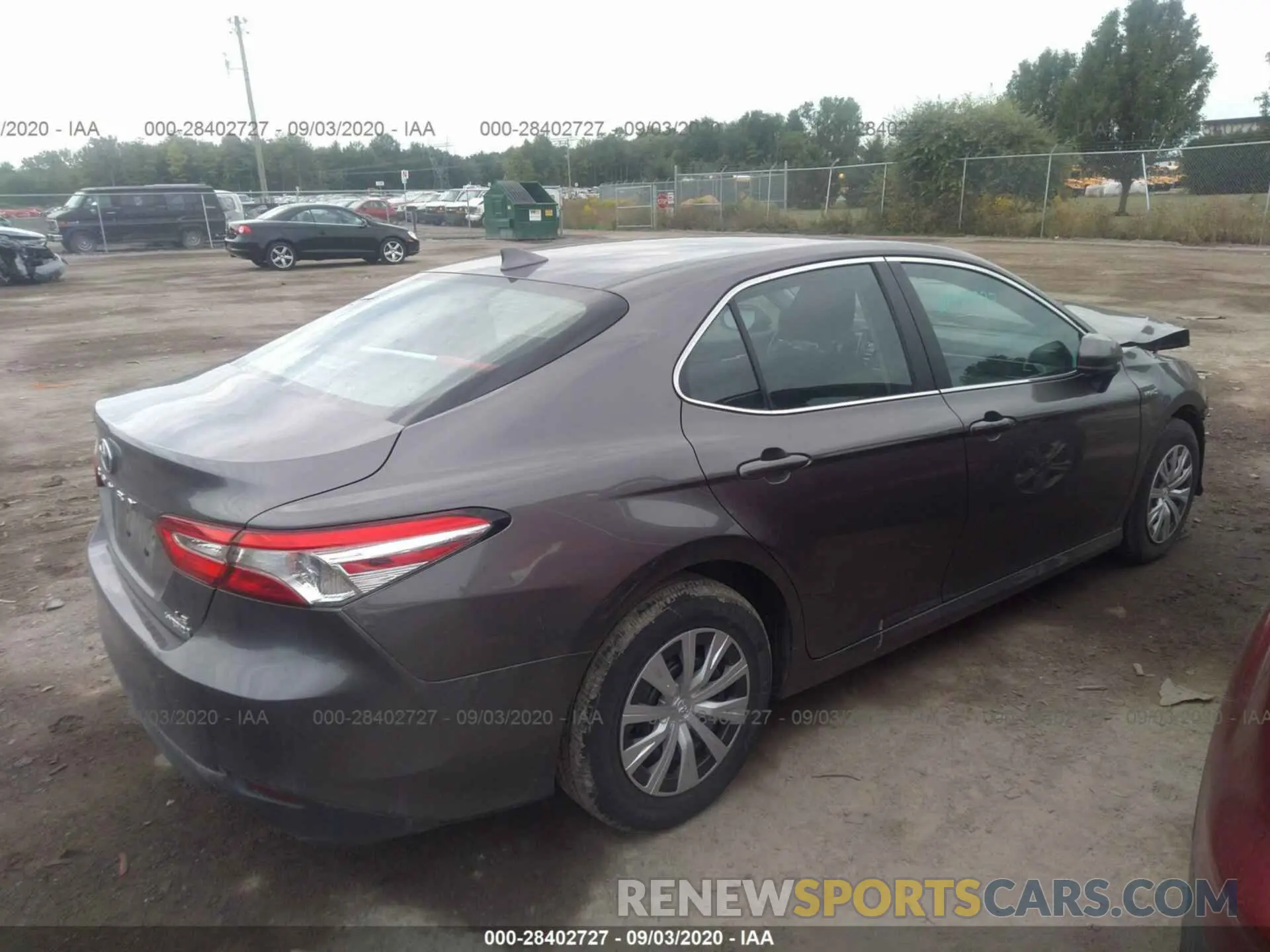 4 fotografías del automóvil dañado 4T1B31HK8KU007779 TOYOTA CAMRY 2019