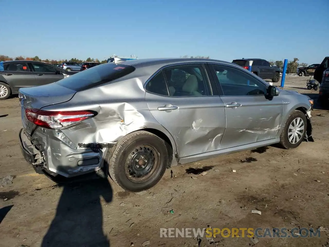 3 fotografías del automóvil dañado 4T1B31HK8KU509756 TOYOTA CAMRY 2019