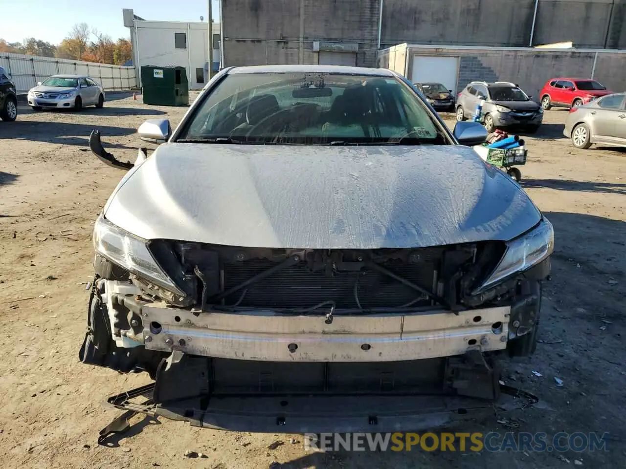 5 fotografías del automóvil dañado 4T1B31HK8KU509756 TOYOTA CAMRY 2019