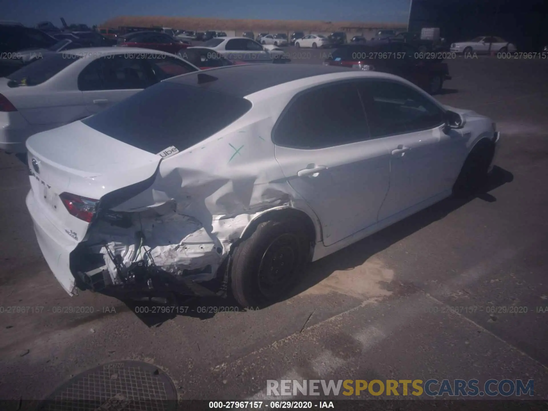 4 fotografías del automóvil dañado 4T1B31HK8KU511460 TOYOTA CAMRY 2019