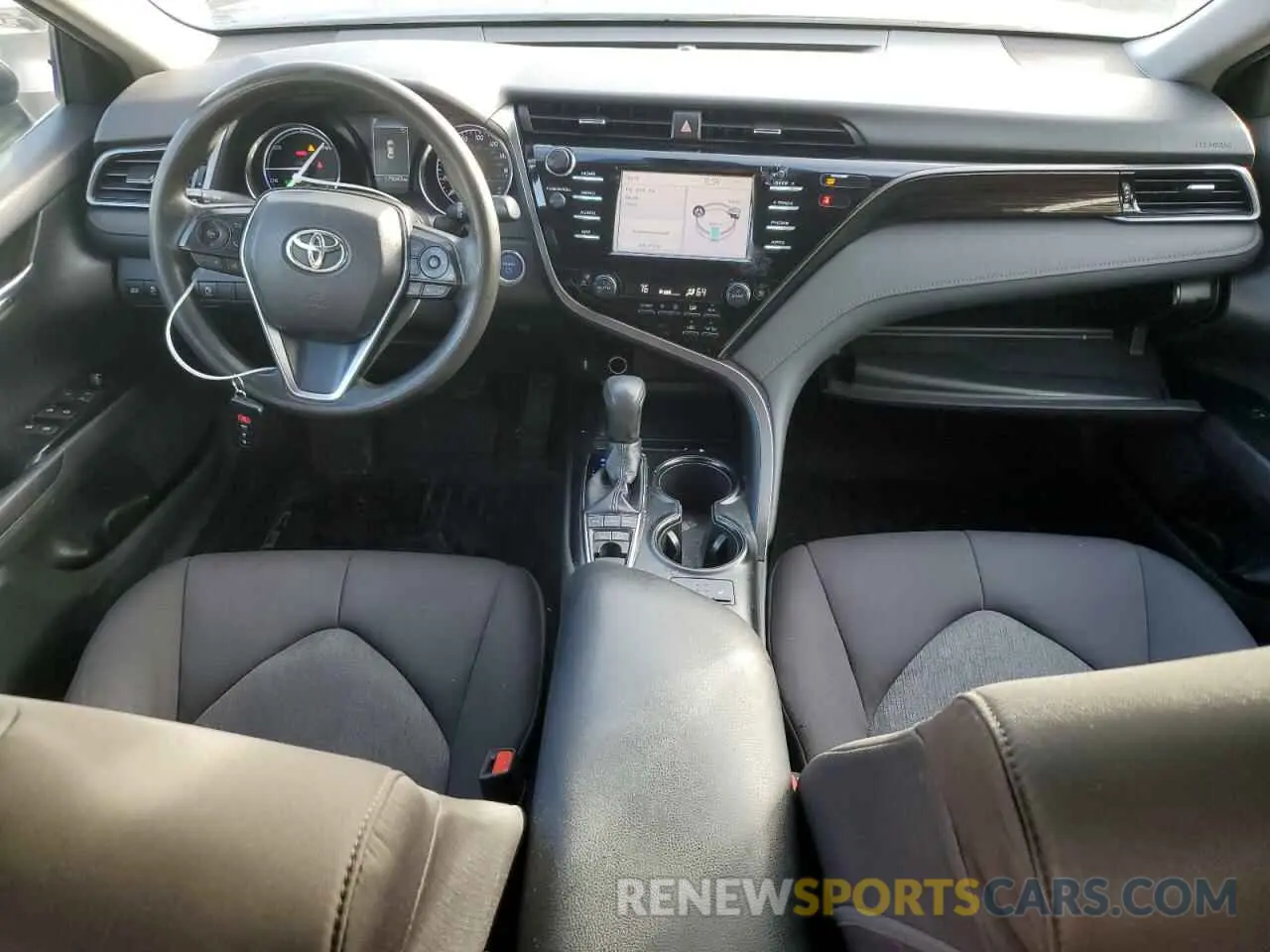 8 fotografías del automóvil dañado 4T1B31HK9KU513282 TOYOTA CAMRY 2019
