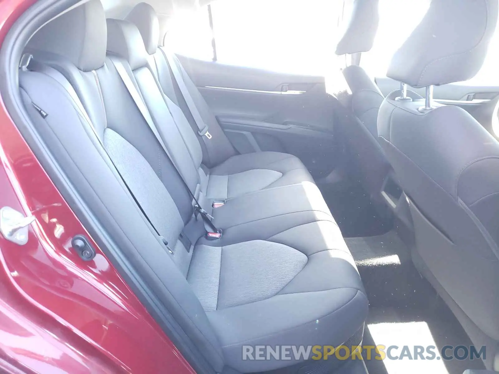 6 fotografías del automóvil dañado 4T1B31HK9KU515856 TOYOTA CAMRY 2019