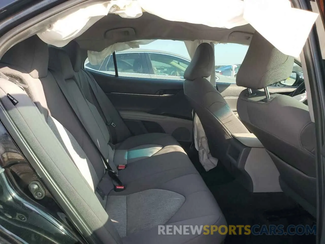 10 fotografías del automóvil dañado 4T1B31HK9KU516943 TOYOTA CAMRY 2019