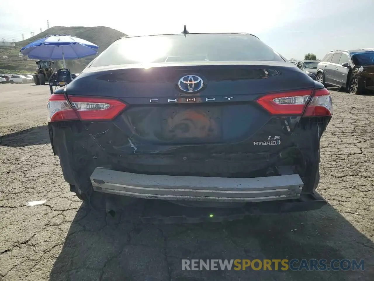 6 fotografías del automóvil dañado 4T1B31HKXKU510469 TOYOTA CAMRY 2019