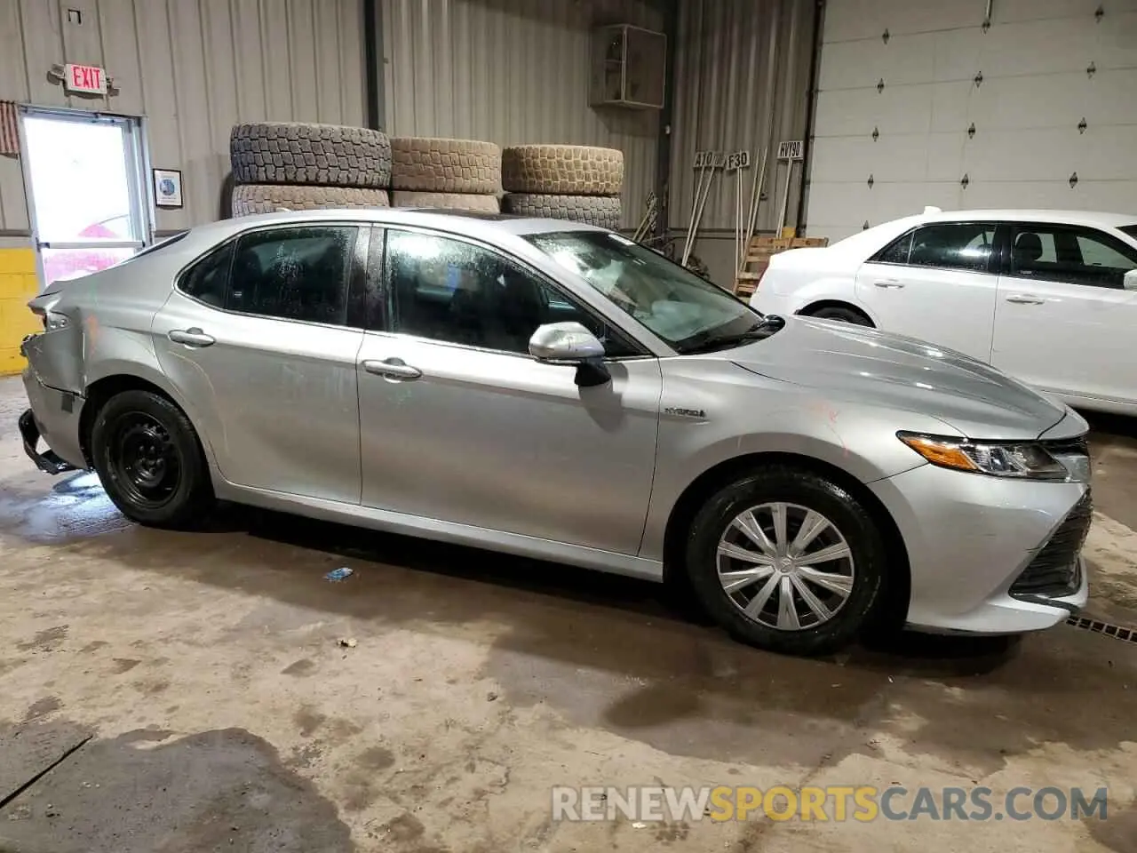 4 fotografías del automóvil dañado 4T1B31HKXKU514814 TOYOTA CAMRY 2019
