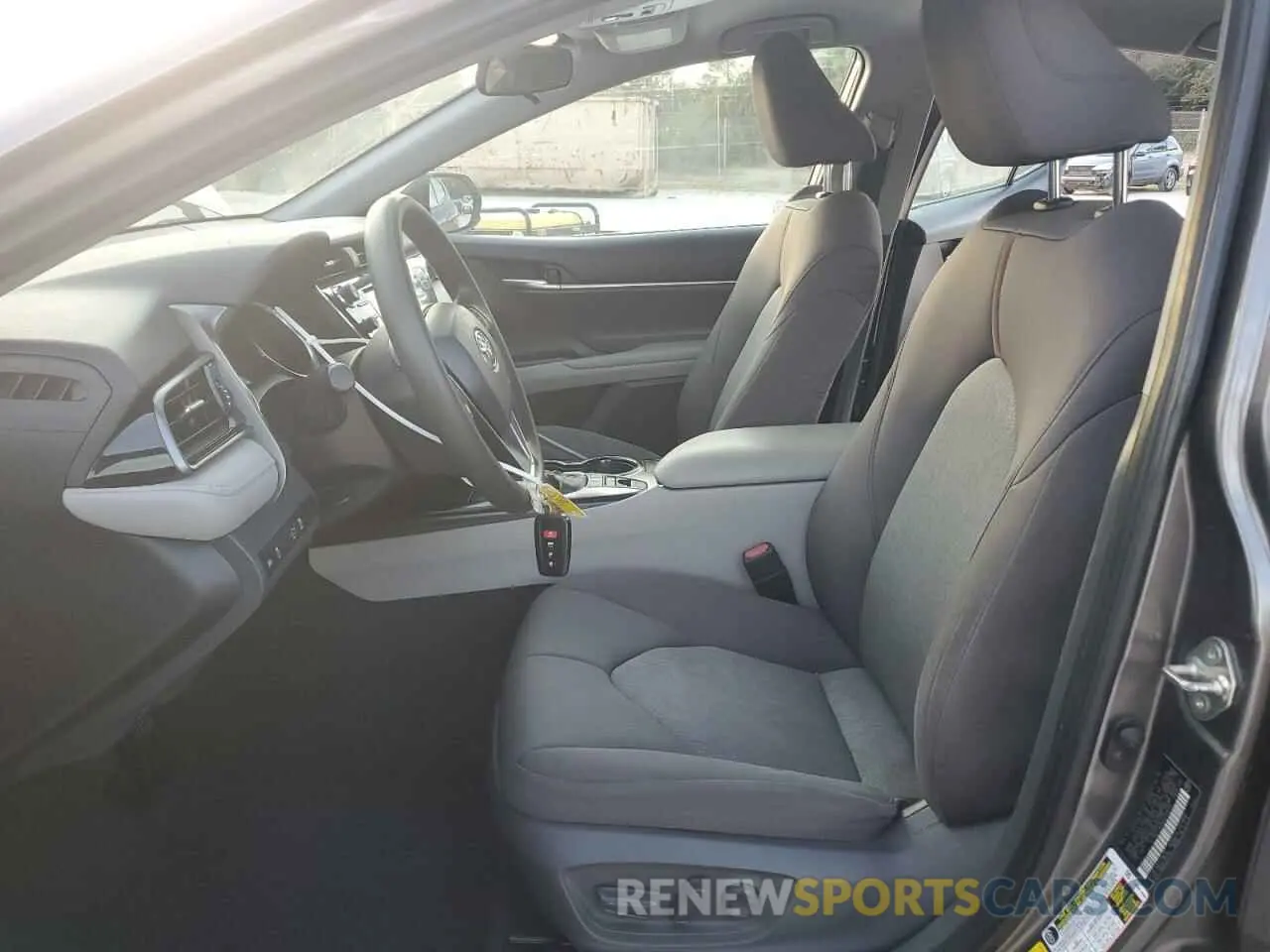 7 fotografías del automóvil dañado 4T1B31HKXKU516918 TOYOTA CAMRY 2019