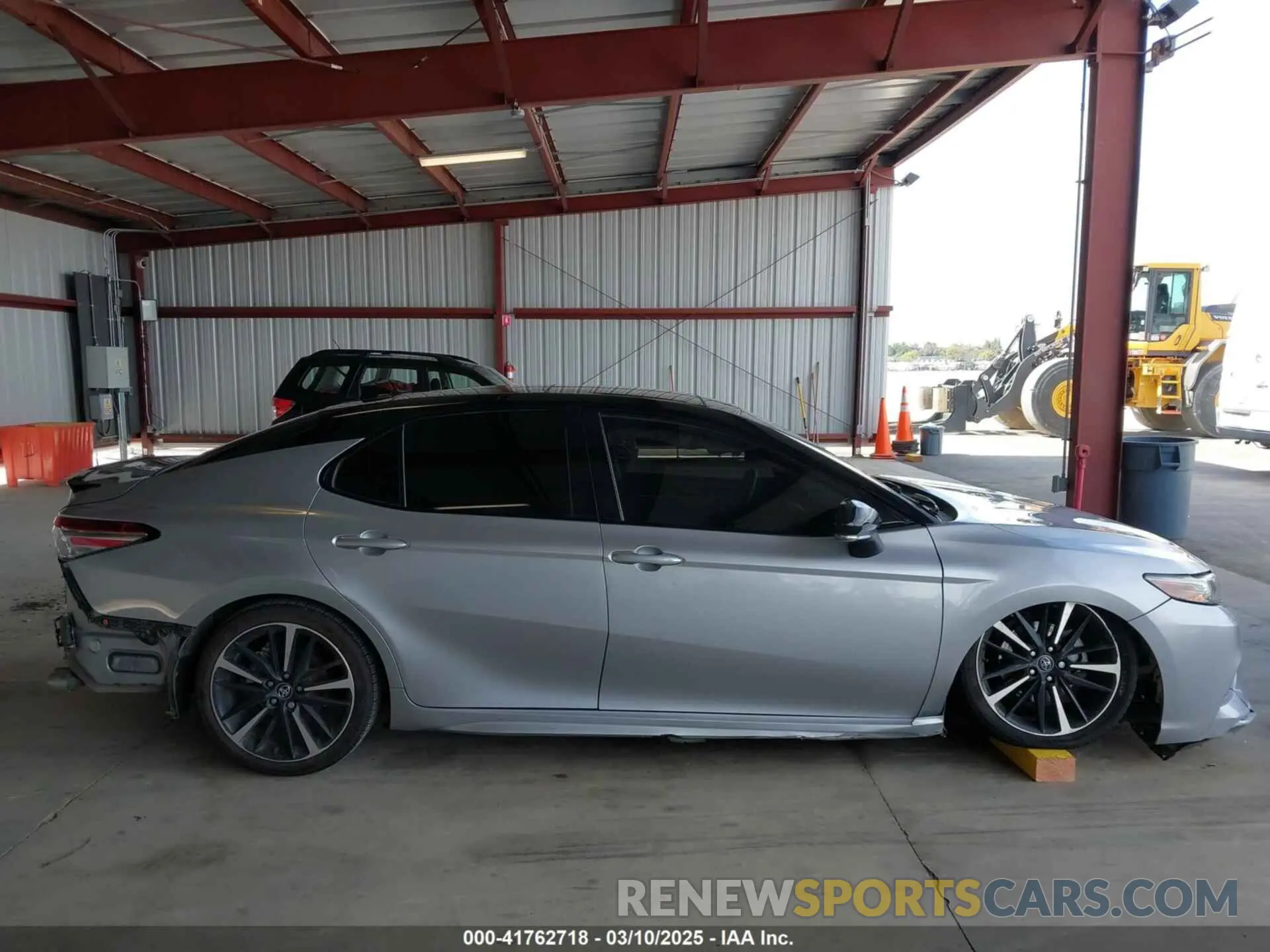 13 fotografías del automóvil dañado 4T1B61HK0KU187122 TOYOTA CAMRY 2019
