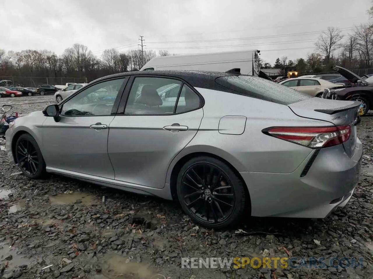 2 fotografías del automóvil dañado 4T1B61HK0KU246900 TOYOTA CAMRY 2019