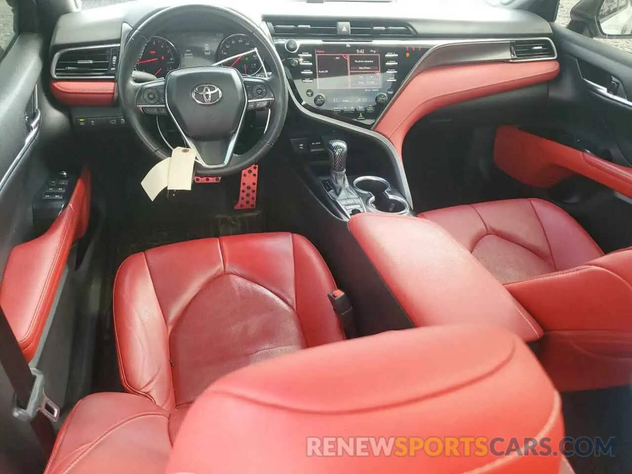 8 fotografías del automóvil dañado 4T1B61HK0KU290525 TOYOTA CAMRY 2019