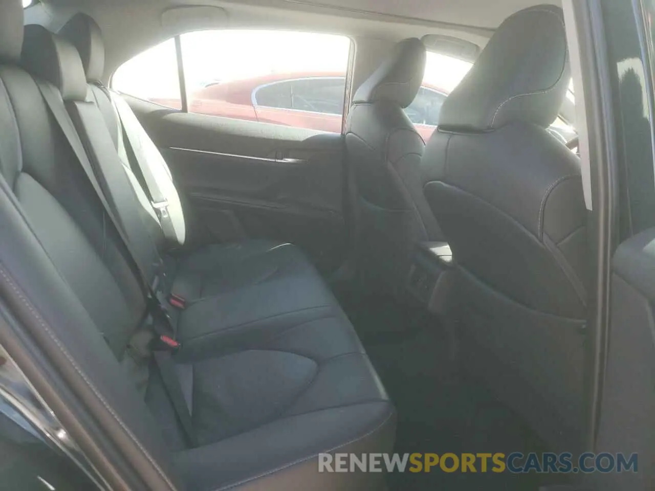 6 fotografías del automóvil dañado 4T1B61HK0KU684185 TOYOTA CAMRY 2019