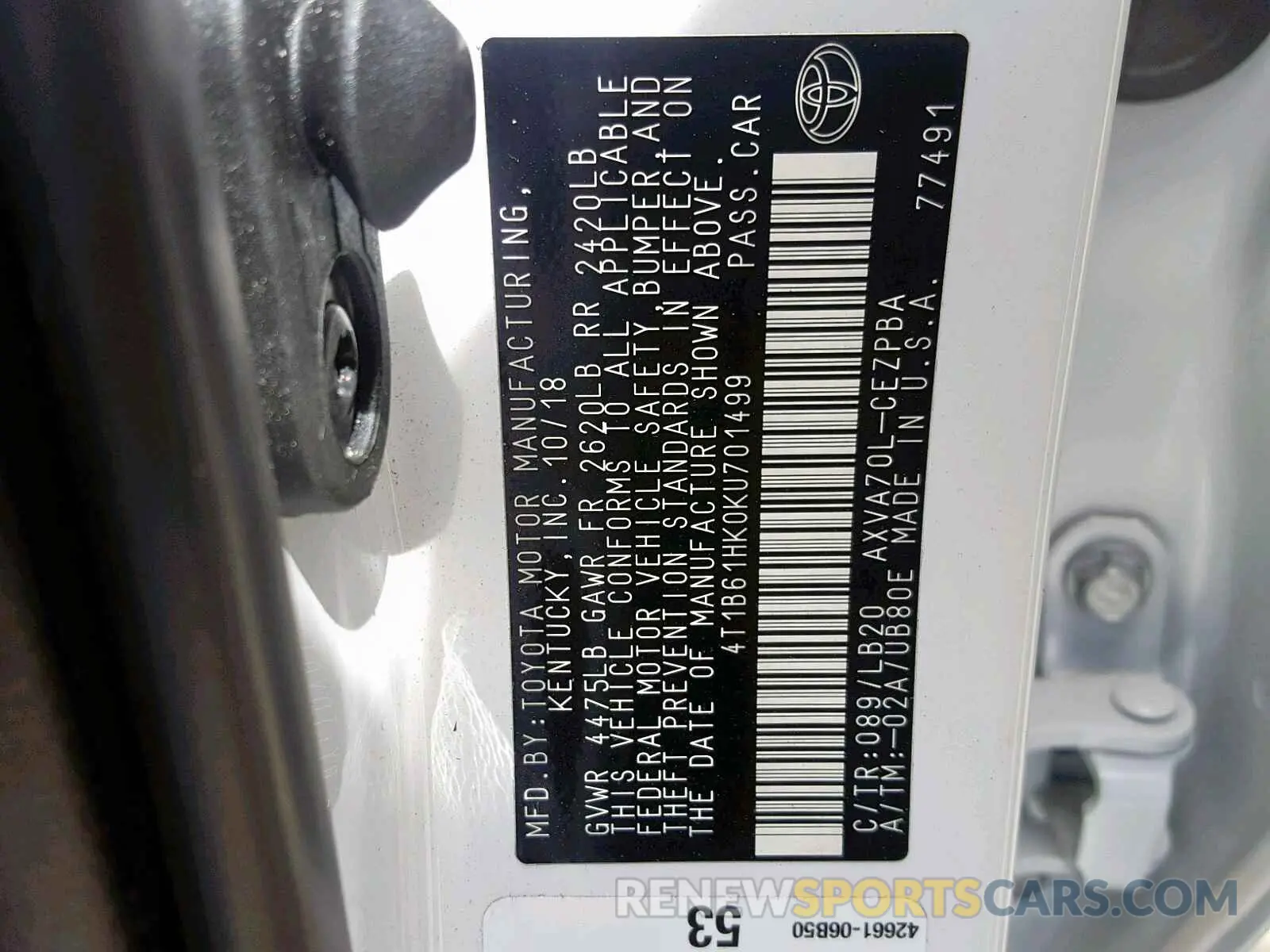 10 fotografías del automóvil dañado 4T1B61HK0KU701499 TOYOTA CAMRY 2019