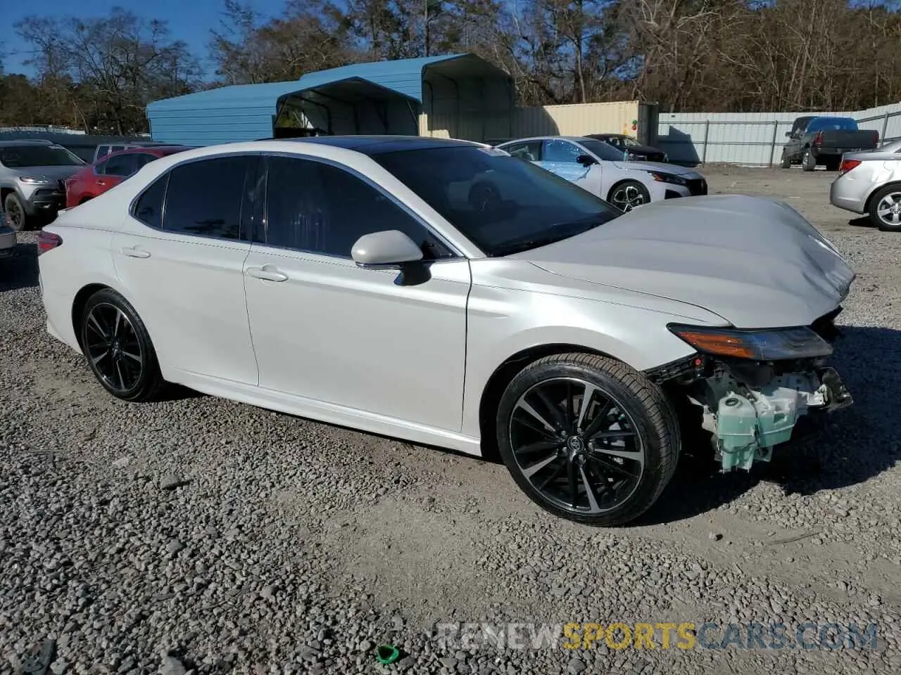 4 fotografías del automóvil dañado 4T1B61HK0KU842718 TOYOTA CAMRY 2019