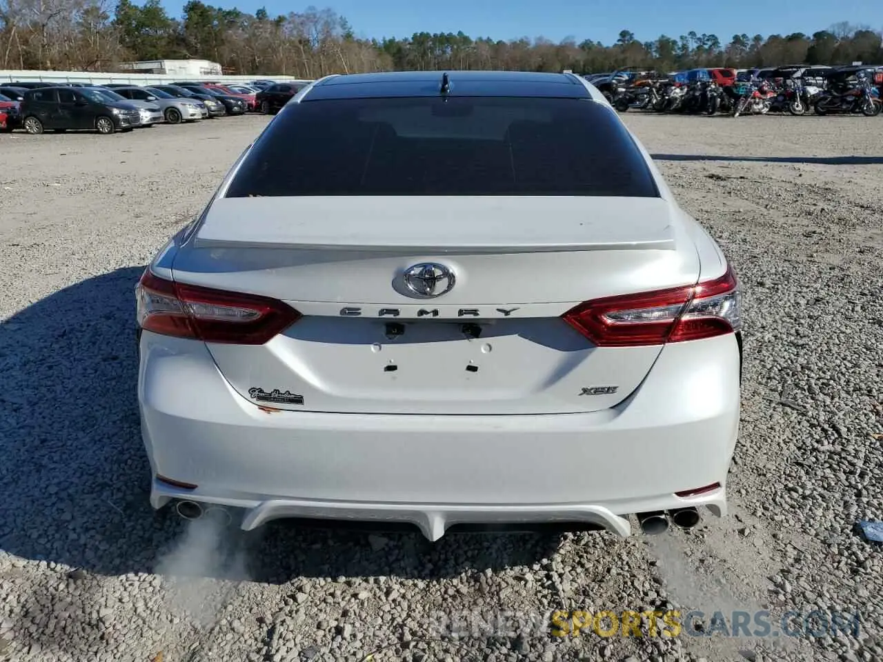 6 fotografías del automóvil dañado 4T1B61HK0KU842718 TOYOTA CAMRY 2019
