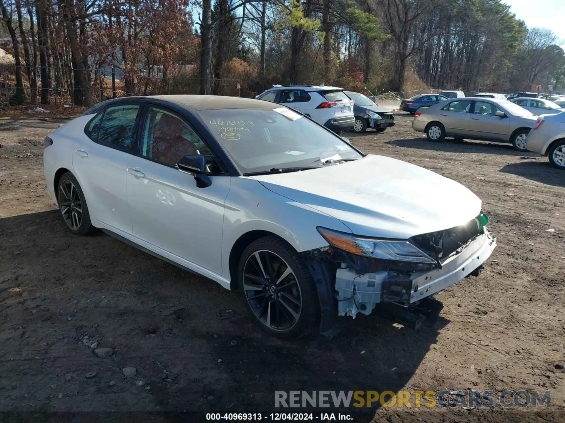 1 fotografías del automóvil dañado 4T1B61HK1KU161516 TOYOTA CAMRY 2019