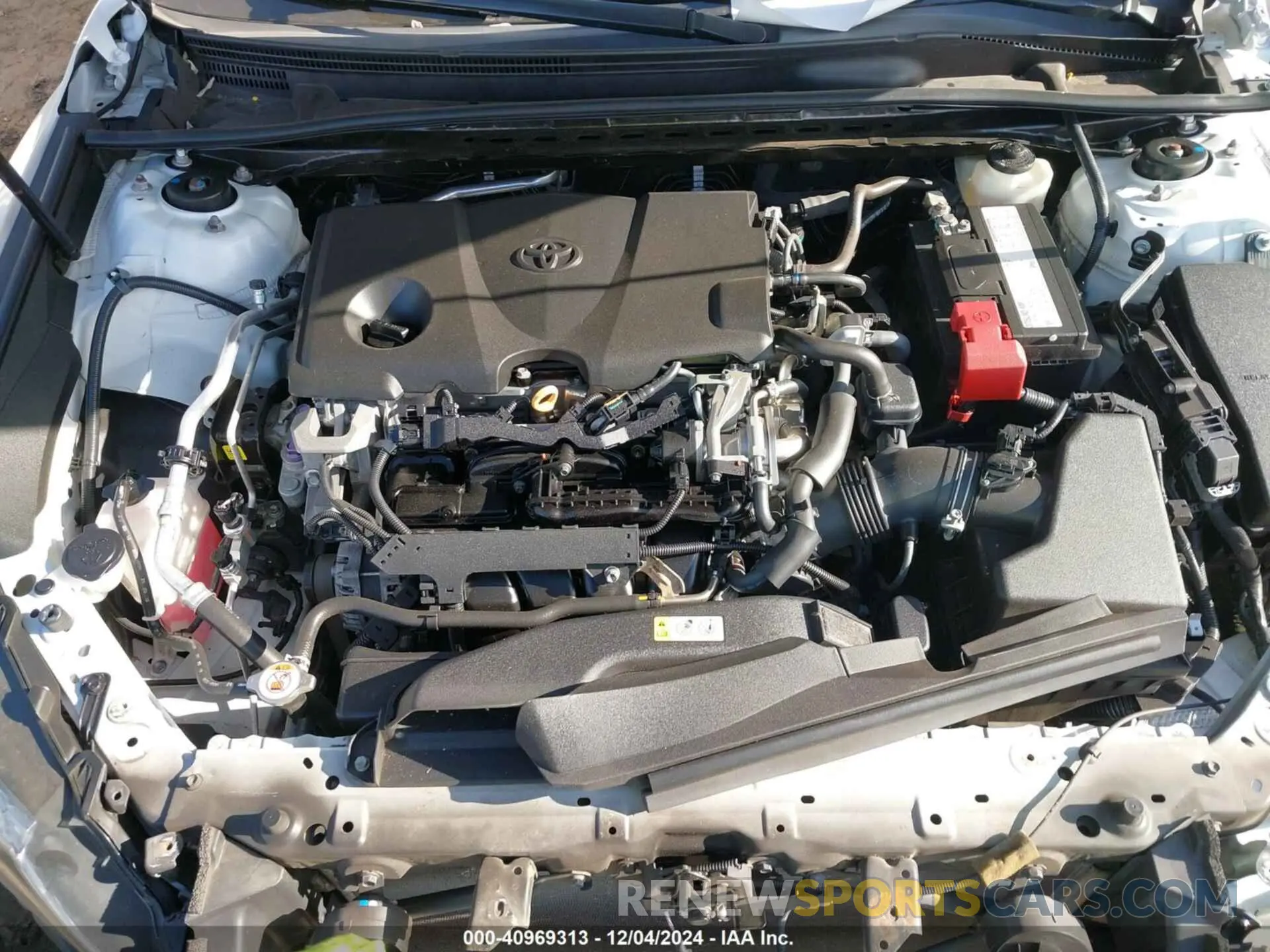 10 fotografías del automóvil dañado 4T1B61HK1KU161516 TOYOTA CAMRY 2019