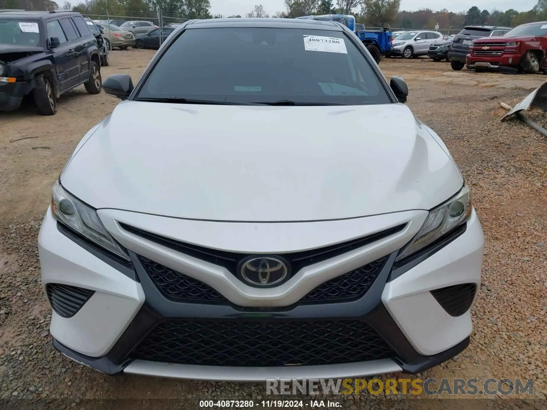 12 fotografías del automóvil dañado 4T1B61HK1KU235808 TOYOTA CAMRY 2019