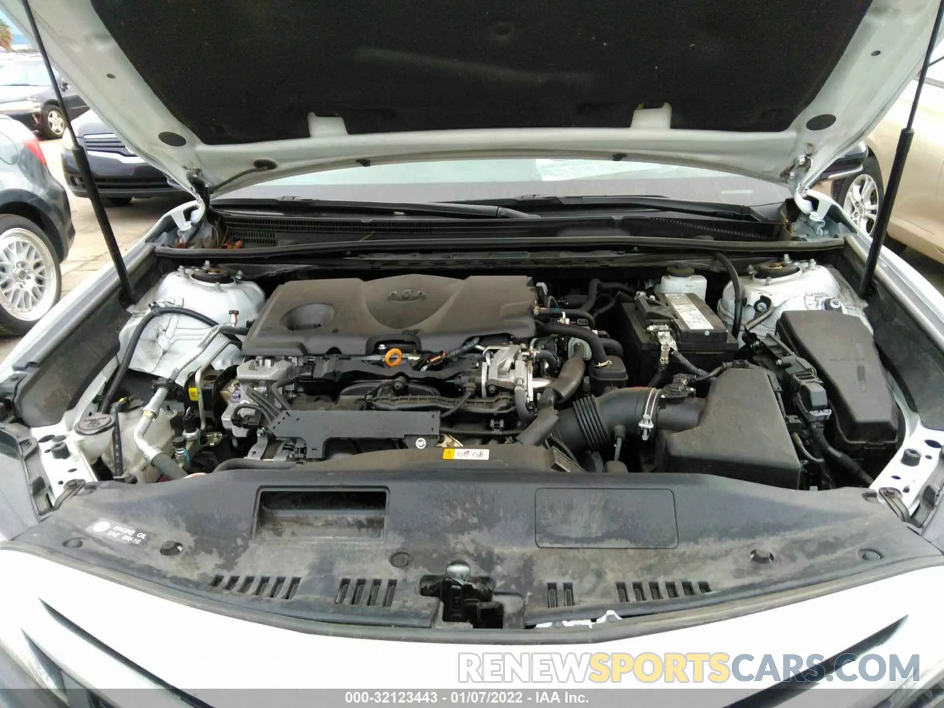 10 fotografías del automóvil dañado 4T1B61HK1KU245898 TOYOTA CAMRY 2019