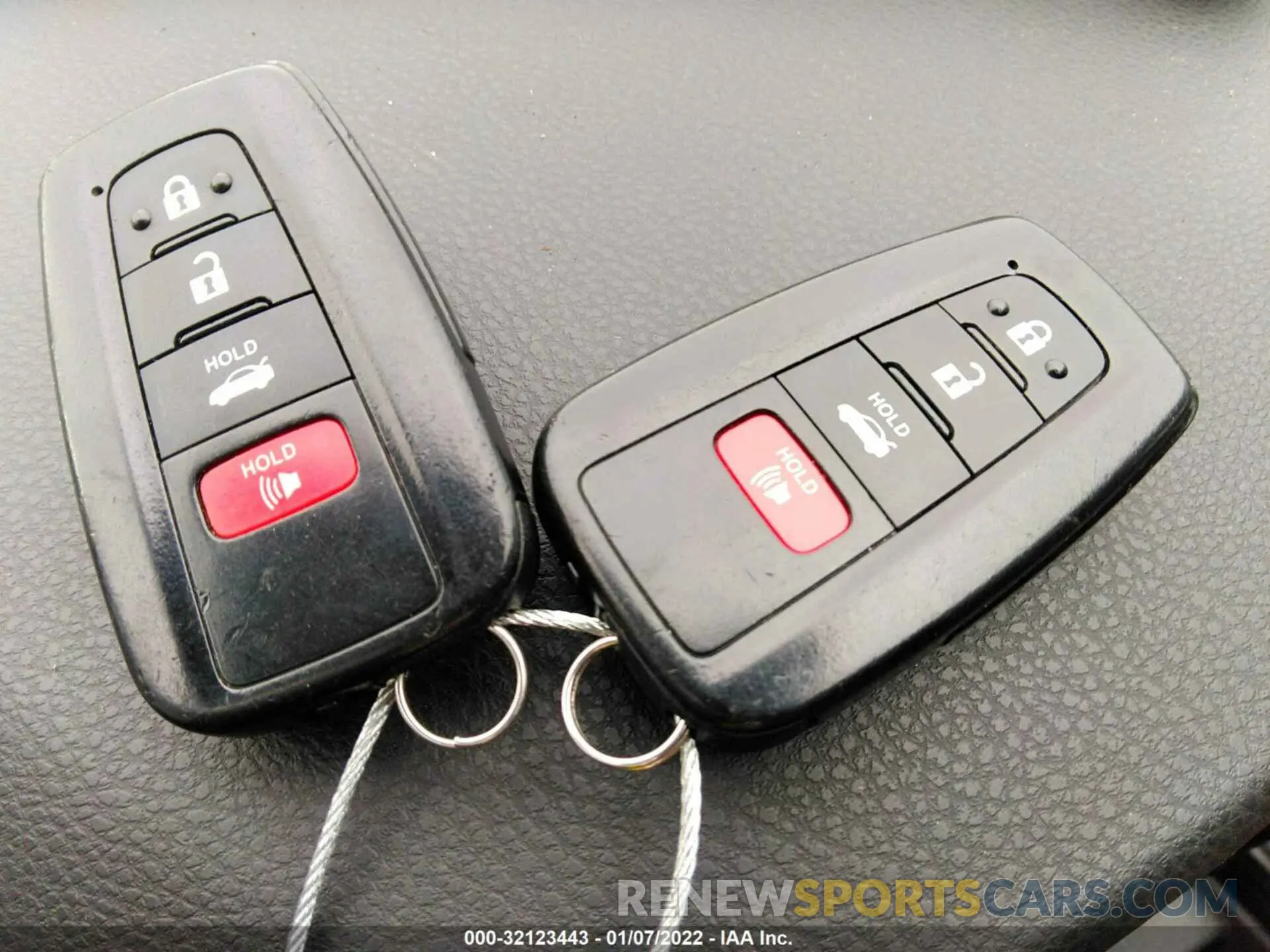 11 fotografías del automóvil dañado 4T1B61HK1KU245898 TOYOTA CAMRY 2019