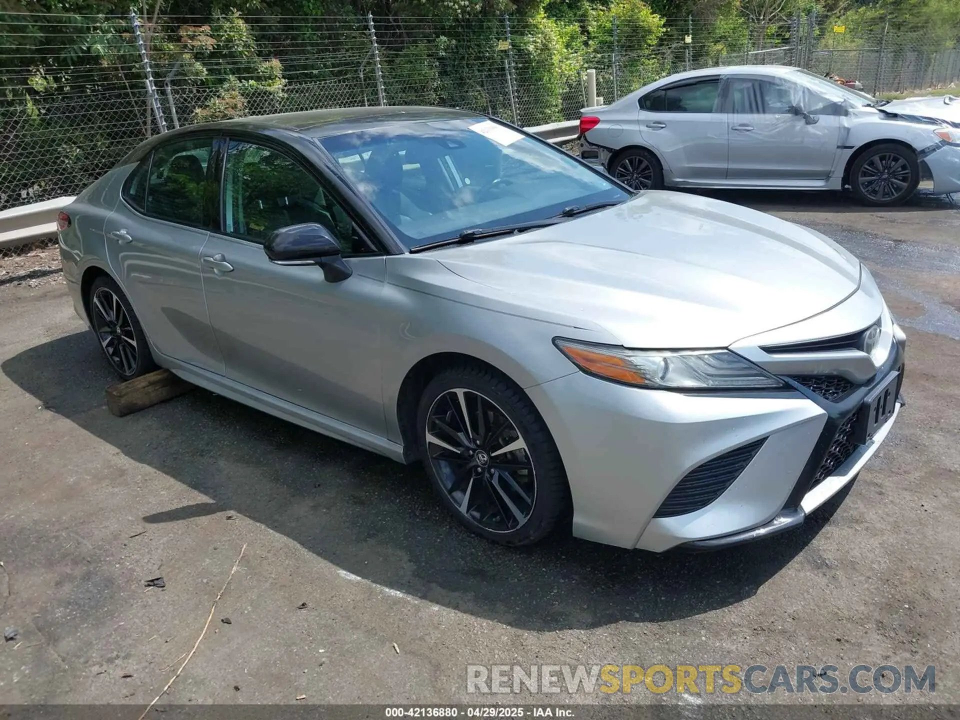 1 fotografías del automóvil dañado 4T1B61HK1KU292185 TOYOTA CAMRY 2019