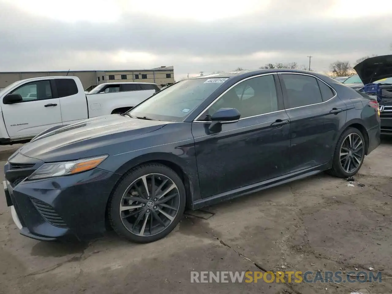 1 fotografías del automóvil dañado 4T1B61HK1KU704184 TOYOTA CAMRY 2019