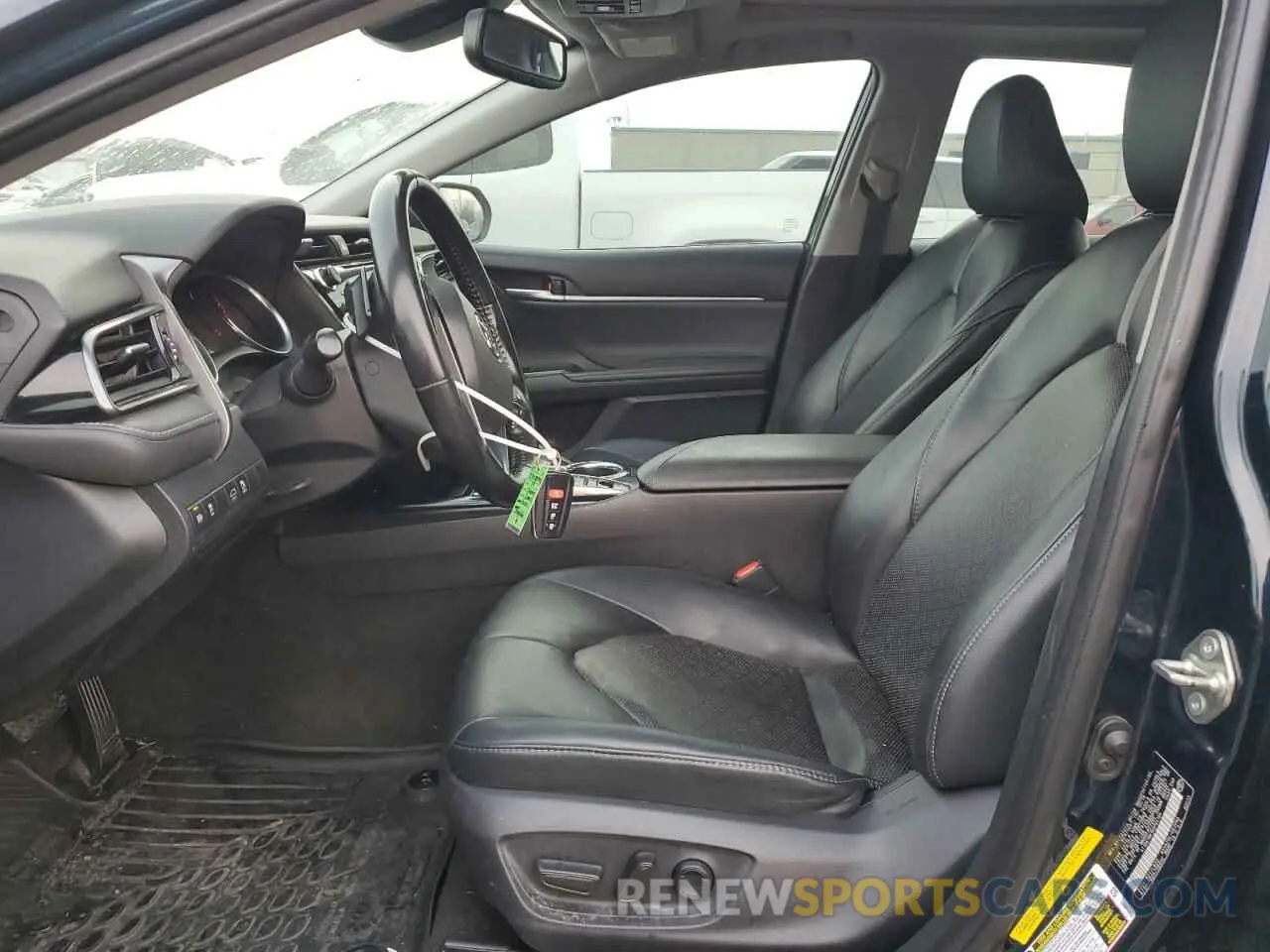 7 fotografías del automóvil dañado 4T1B61HK1KU704184 TOYOTA CAMRY 2019