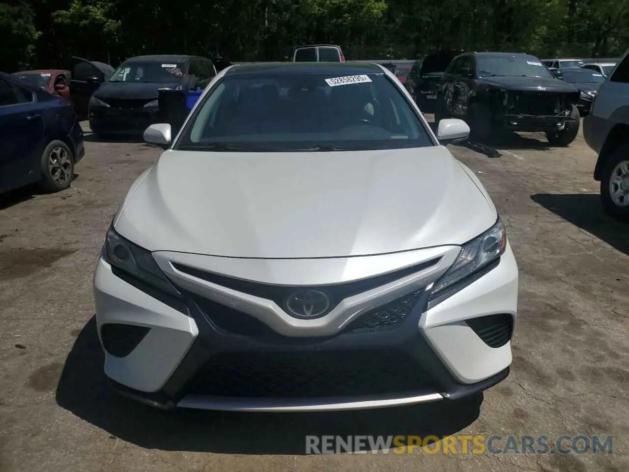 5 fotografías del automóvil dañado 4T1B61HK1KU756088 TOYOTA CAMRY 2019