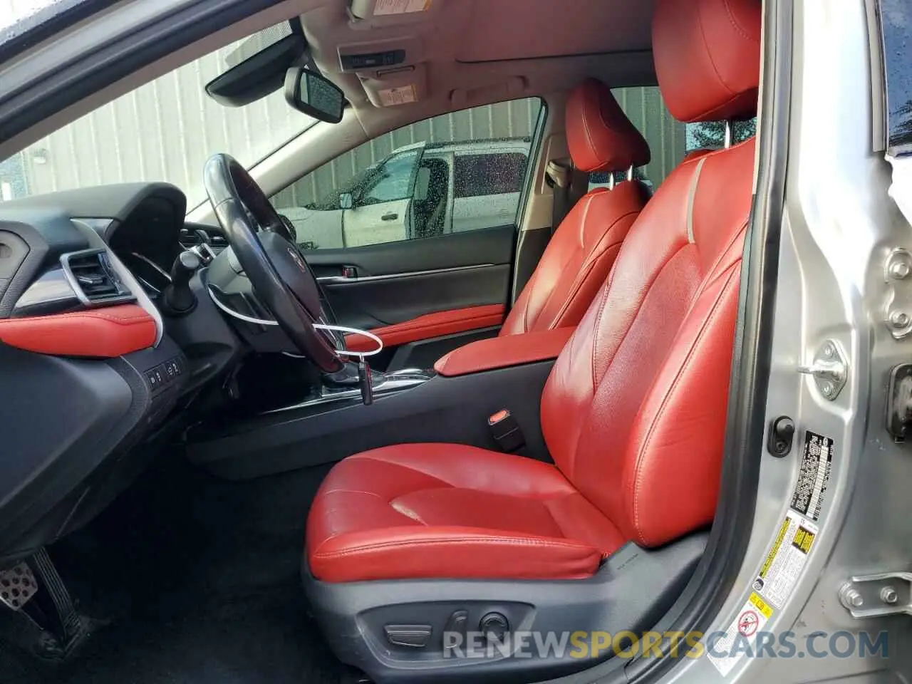 7 fotografías del automóvil dañado 4T1B61HK2KU172119 TOYOTA CAMRY 2019