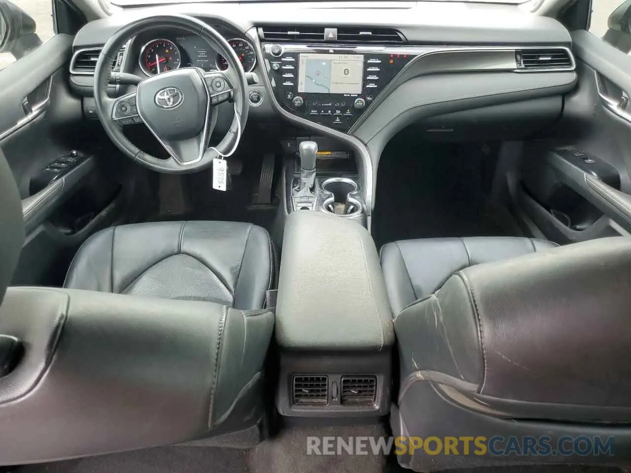 8 fotografías del automóvil dañado 4T1B61HK2KU211579 TOYOTA CAMRY 2019