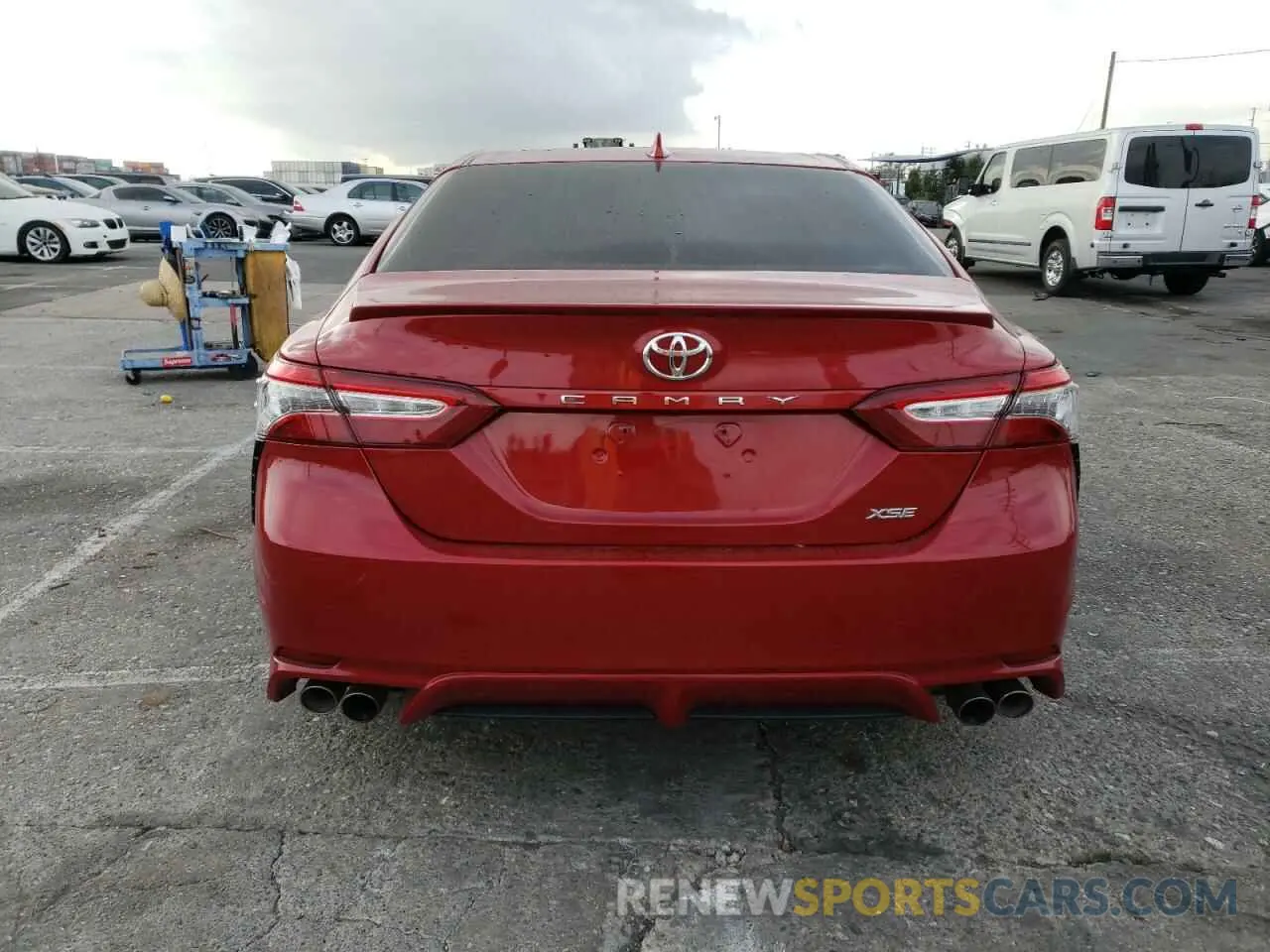 6 fotografías del automóvil dañado 4T1B61HK2KU272592 TOYOTA CAMRY 2019