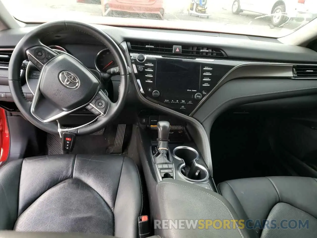 8 fotografías del automóvil dañado 4T1B61HK2KU272592 TOYOTA CAMRY 2019