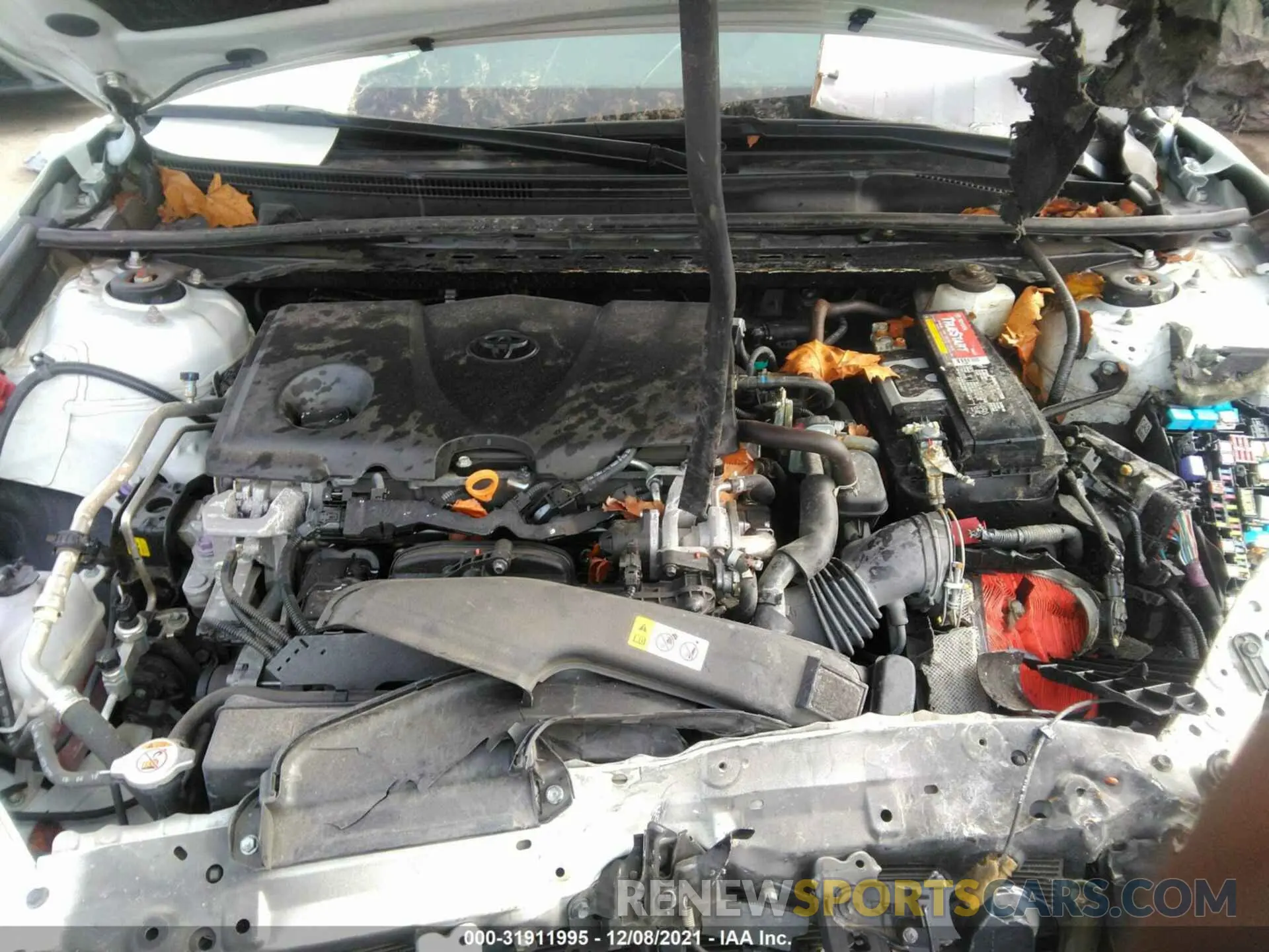 10 fotografías del automóvil dañado 4T1B61HK2KU690120 TOYOTA CAMRY 2019