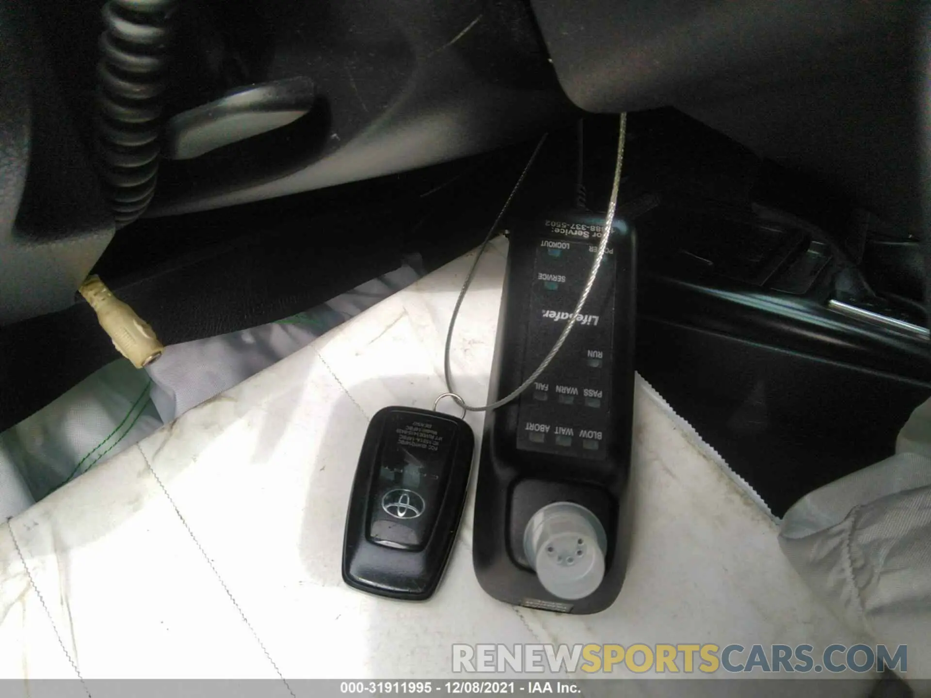 11 fotografías del automóvil dañado 4T1B61HK2KU690120 TOYOTA CAMRY 2019
