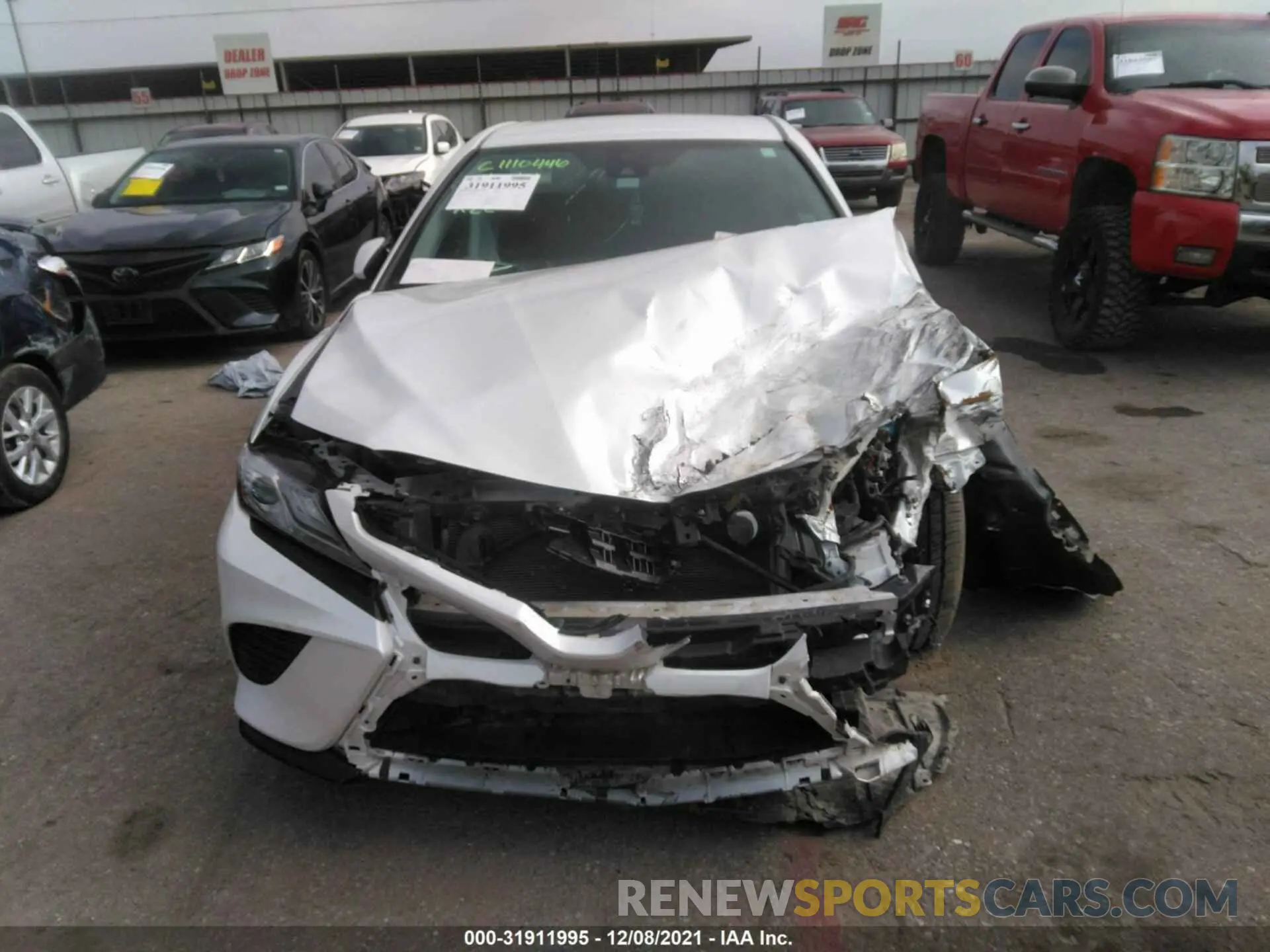 6 fotografías del automóvil dañado 4T1B61HK2KU690120 TOYOTA CAMRY 2019