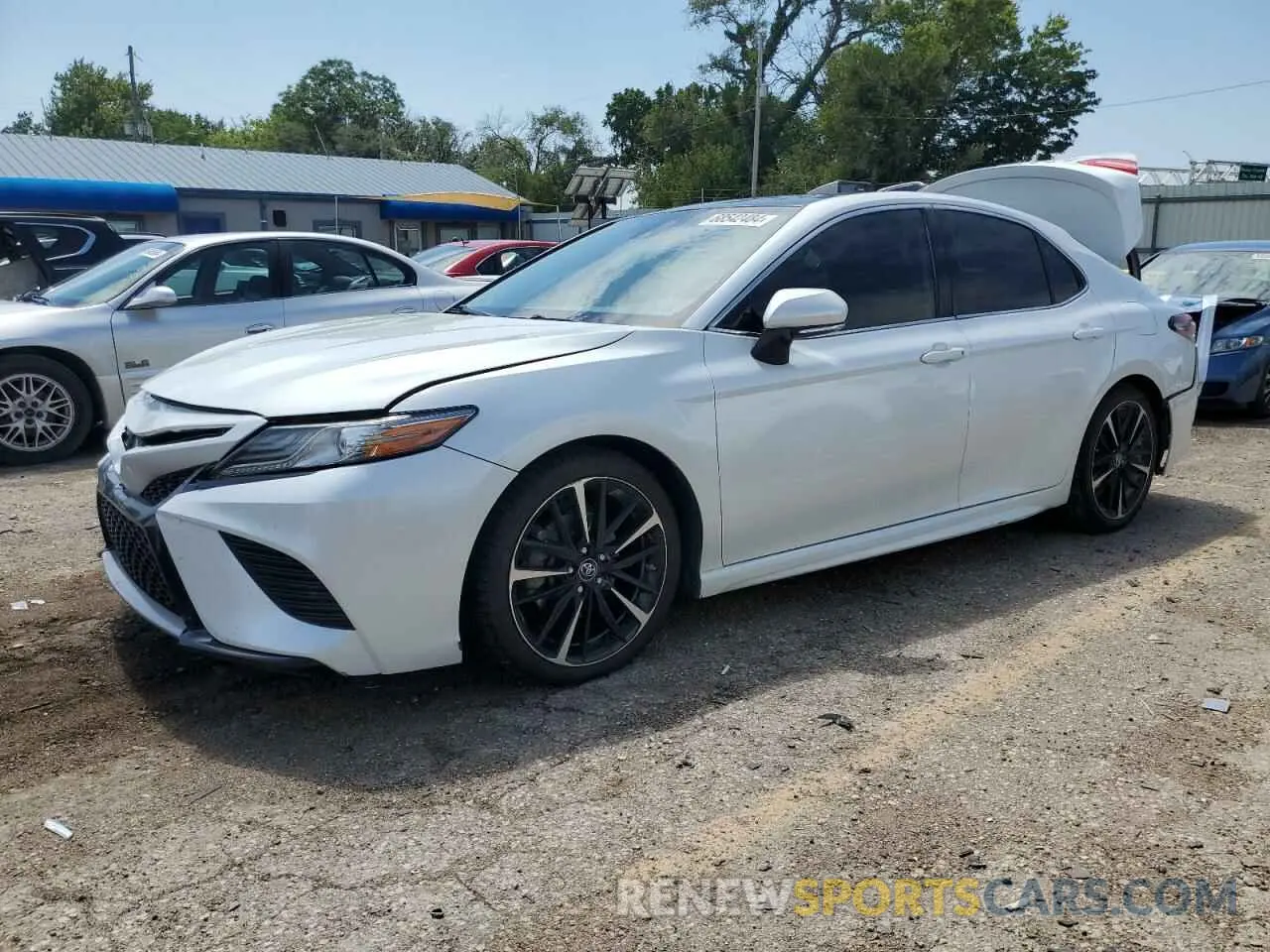 1 fotografías del automóvil dañado 4T1B61HK2KU736450 TOYOTA CAMRY 2019