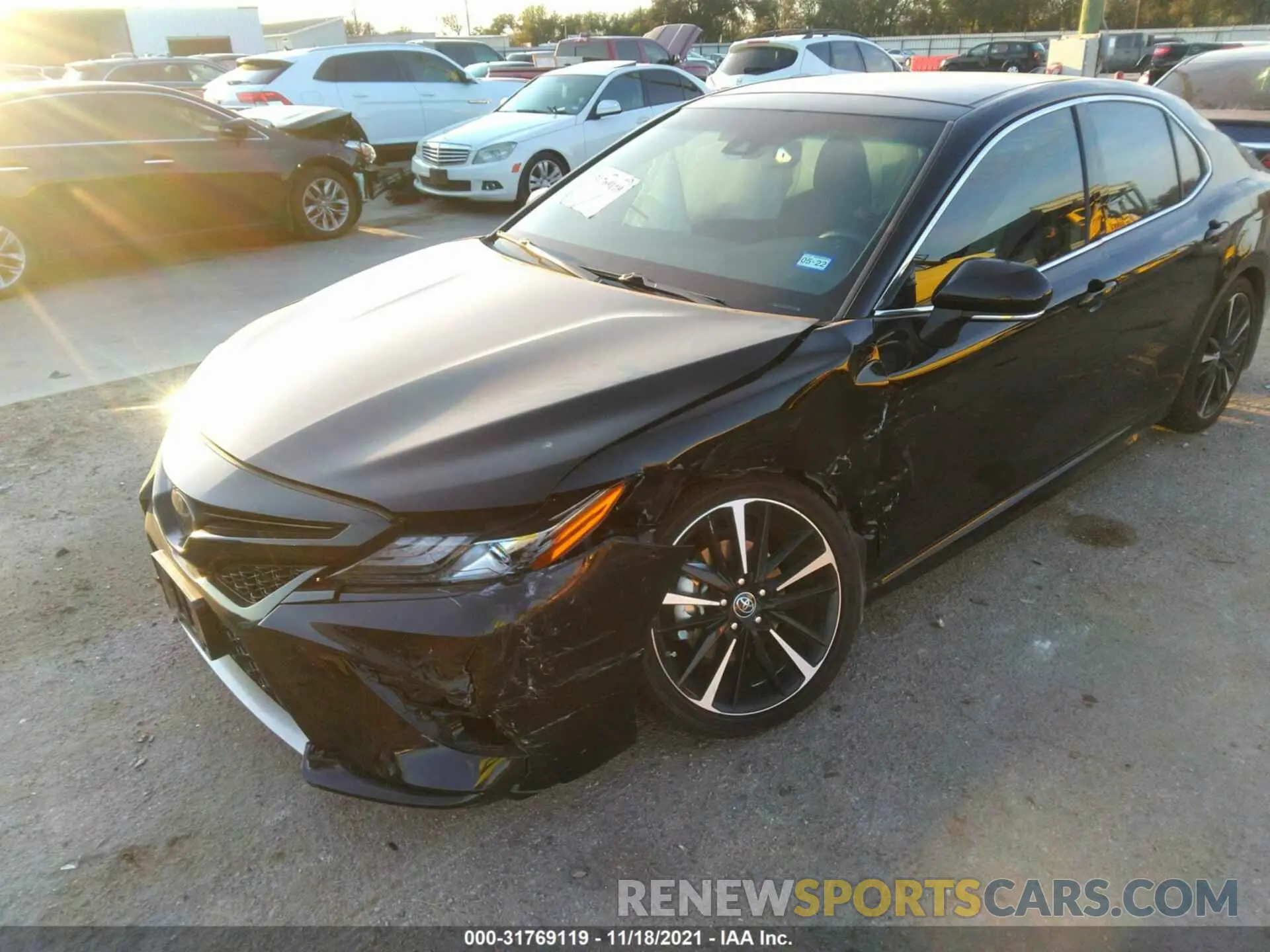 6 fotografías del automóvil dañado 4T1B61HK2KU784000 TOYOTA CAMRY 2019