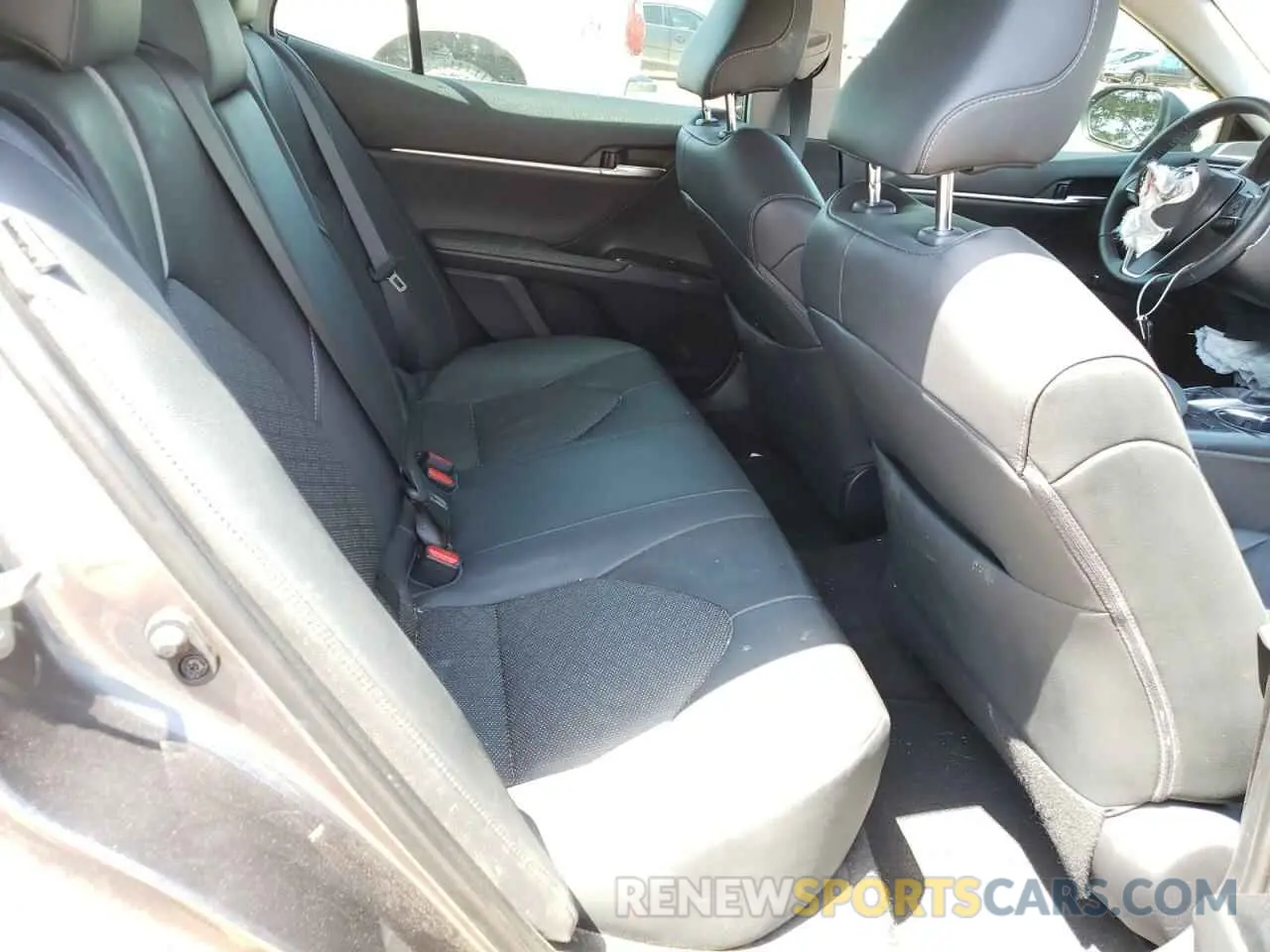 6 fotografías del automóvil dañado 4T1B61HK2KU835382 TOYOTA CAMRY 2019