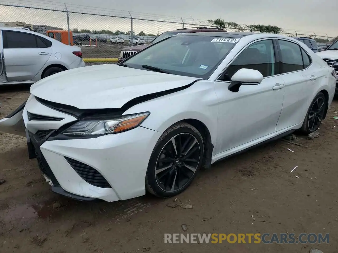 1 fotografías del automóvil dañado 4T1B61HK2KU854532 TOYOTA CAMRY 2019