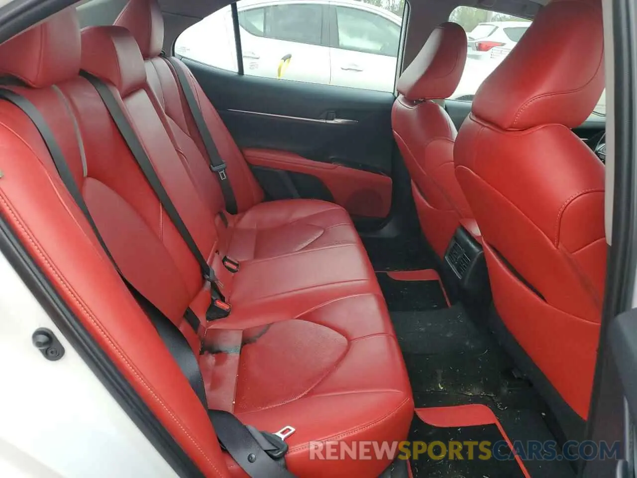 10 fotografías del automóvil dañado 4T1B61HK2KU854532 TOYOTA CAMRY 2019