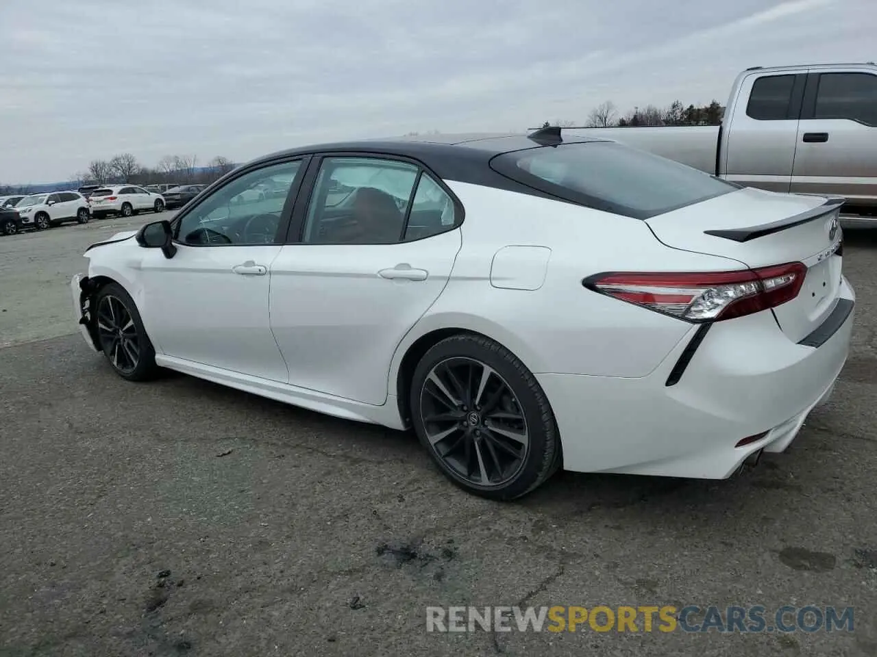 2 fotografías del automóvil dañado 4T1B61HK3KU175594 TOYOTA CAMRY 2019