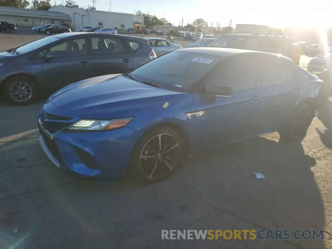 1 fotografías del automóvil dañado 4T1B61HK3KU219321 TOYOTA CAMRY 2019