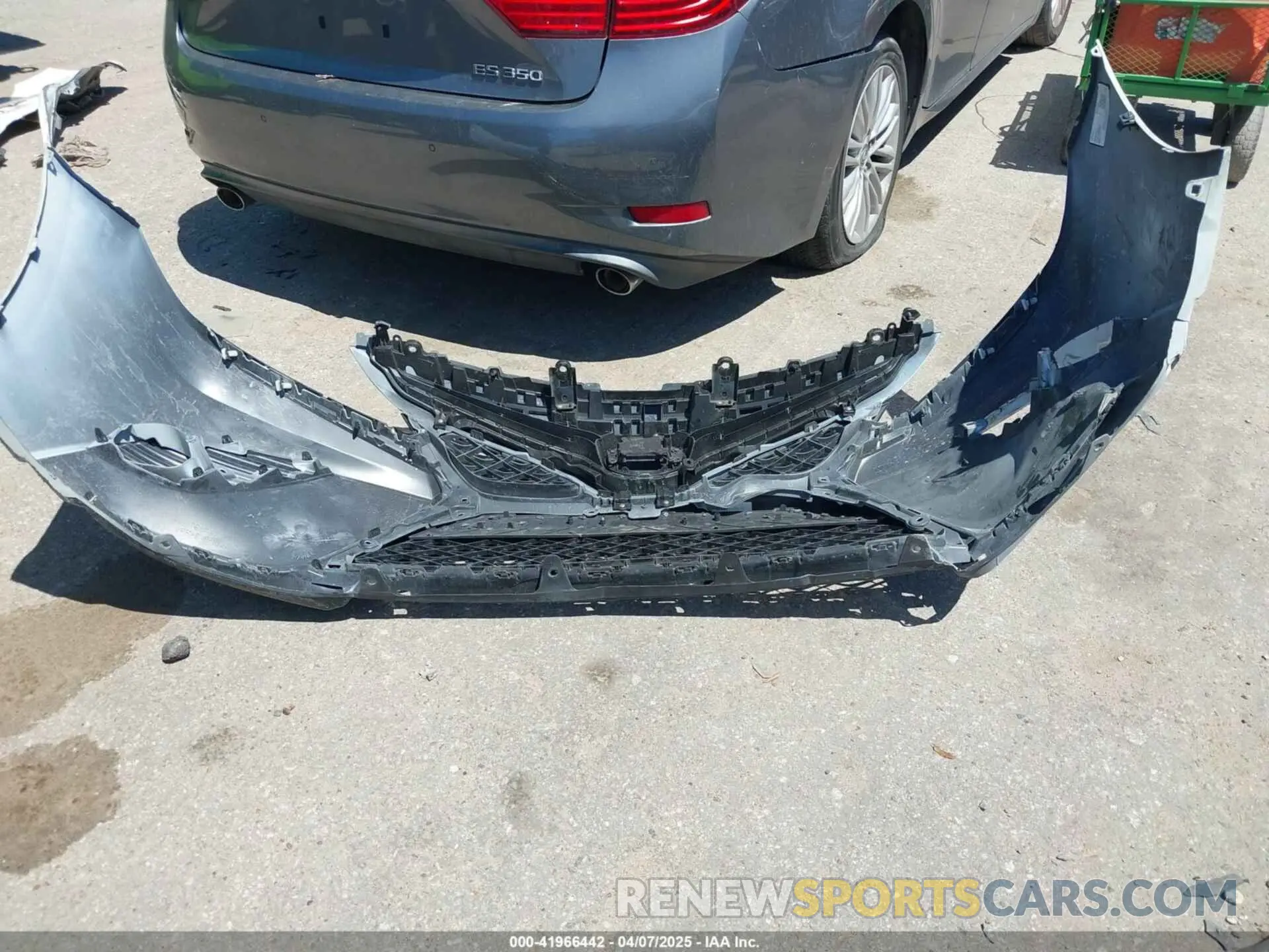 12 fotografías del automóvil dañado 4T1B61HK3KU269524 TOYOTA CAMRY 2019