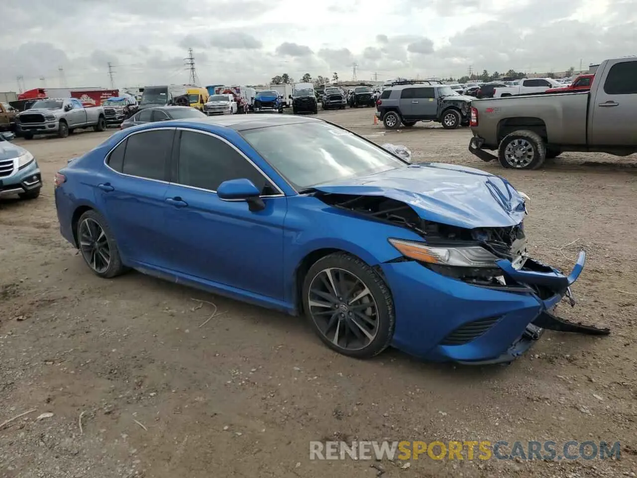 4 fotografías del automóvil dañado 4T1B61HK3KU285545 TOYOTA CAMRY 2019