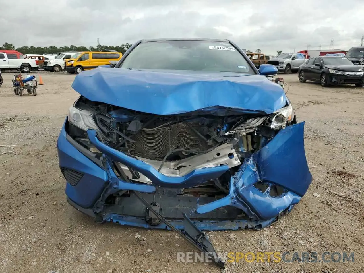 5 fotografías del automóvil dañado 4T1B61HK3KU285545 TOYOTA CAMRY 2019