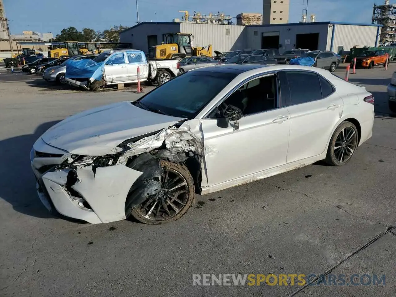 1 fotografías del automóvil dañado 4T1B61HK3KU752351 TOYOTA CAMRY 2019