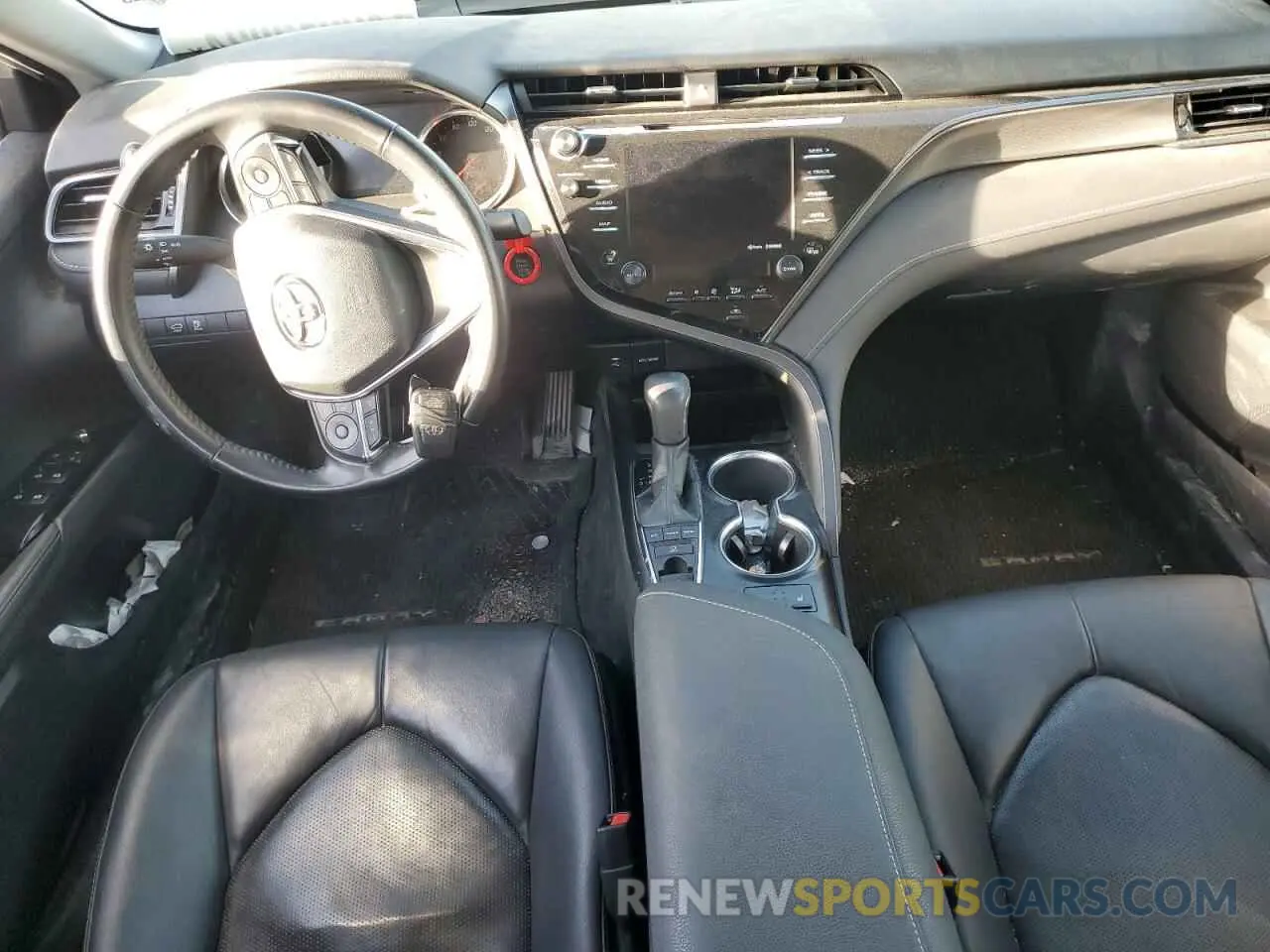 8 fotografías del automóvil dañado 4T1B61HK3KU752351 TOYOTA CAMRY 2019