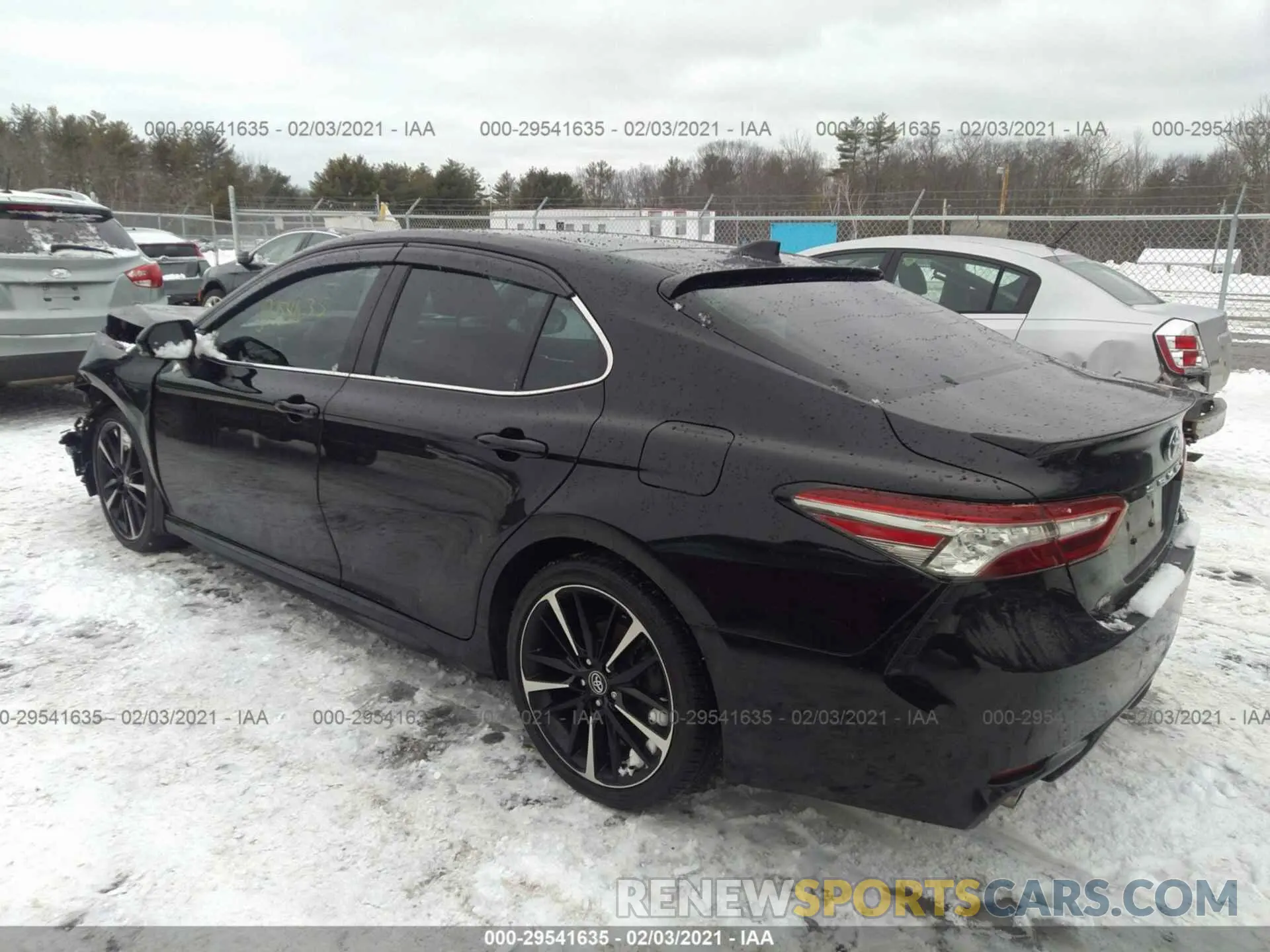 3 fotografías del automóvil dañado 4T1B61HK3KU807509 TOYOTA CAMRY 2019